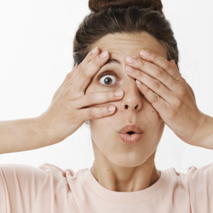 ¿Por qué me pican los ojos y están rojos? Causas comunes y soluciones