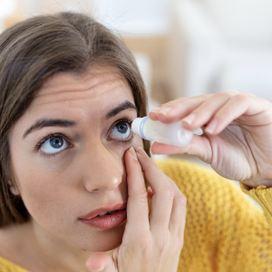 Cuida tus lentes de contacto en otoño: mantén tus ojos sanos con los consejos de Óptica Vidal