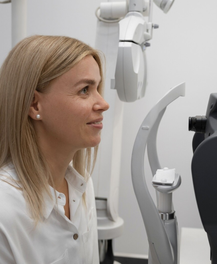 Topografía Corneal: Tecnología Avanzada para una Adaptación Perfecta de Lentes de Contacto